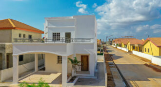Family Home with 4 Beds & 3 Baths